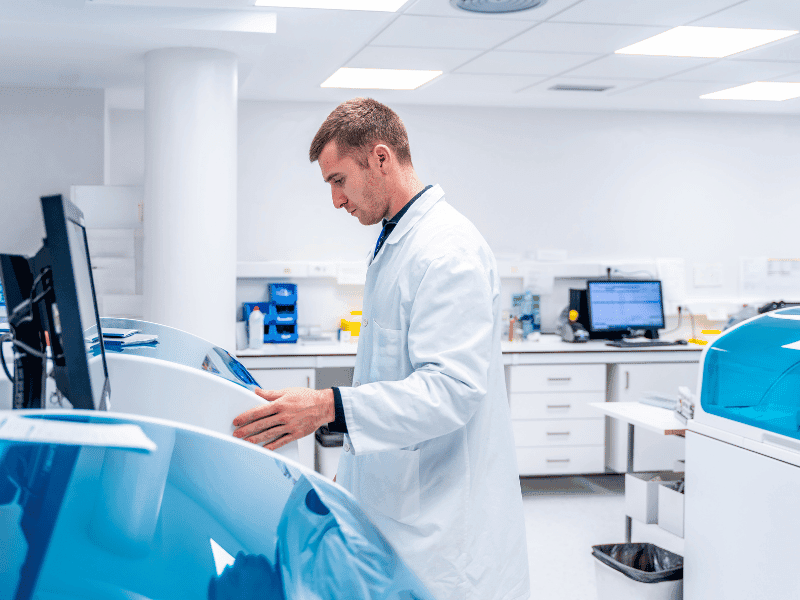 Laboratorio de Análisis Clínicos