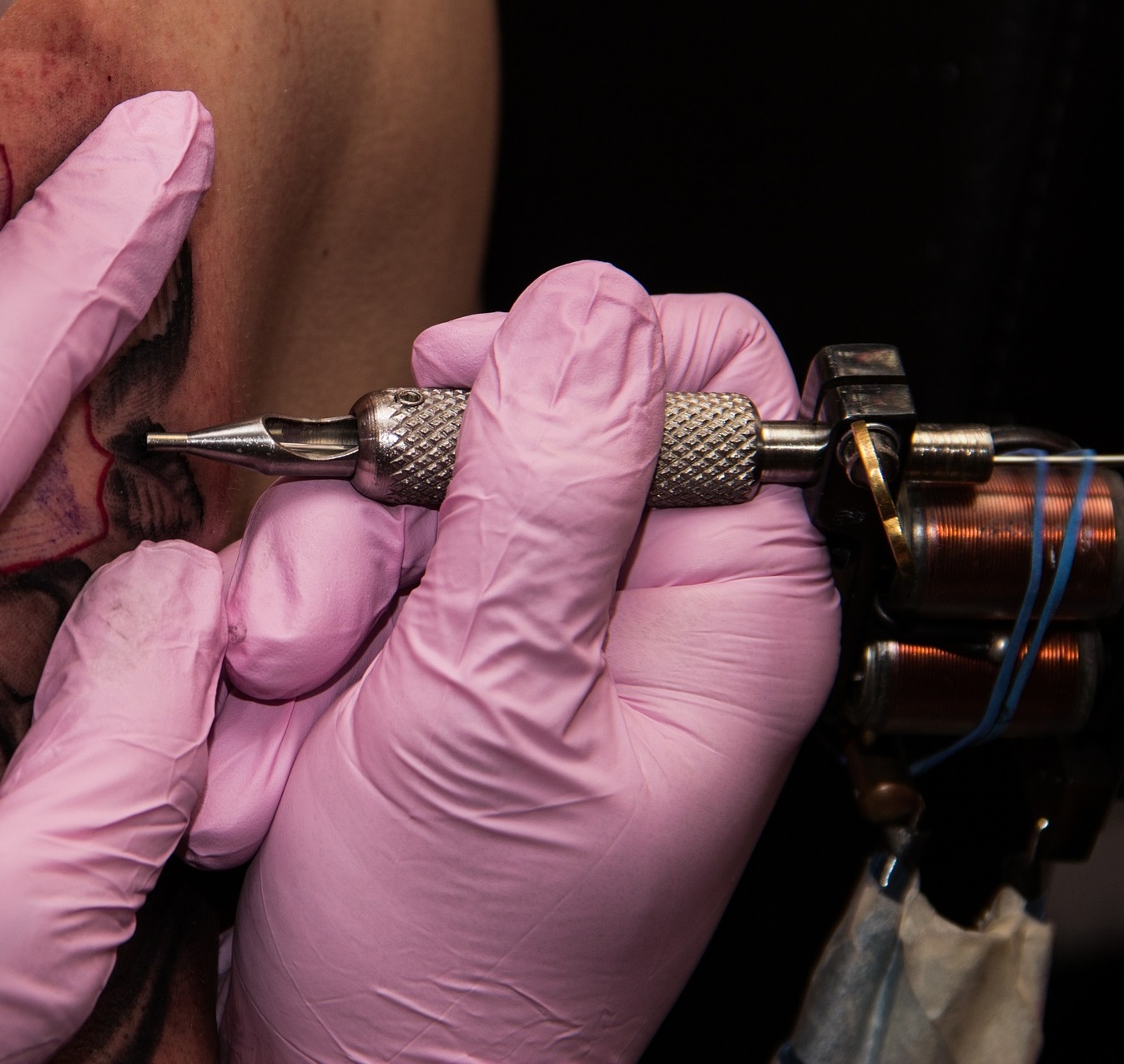 Tatuajes y Cáncer de Piel: ¿Una relación peligrosa?