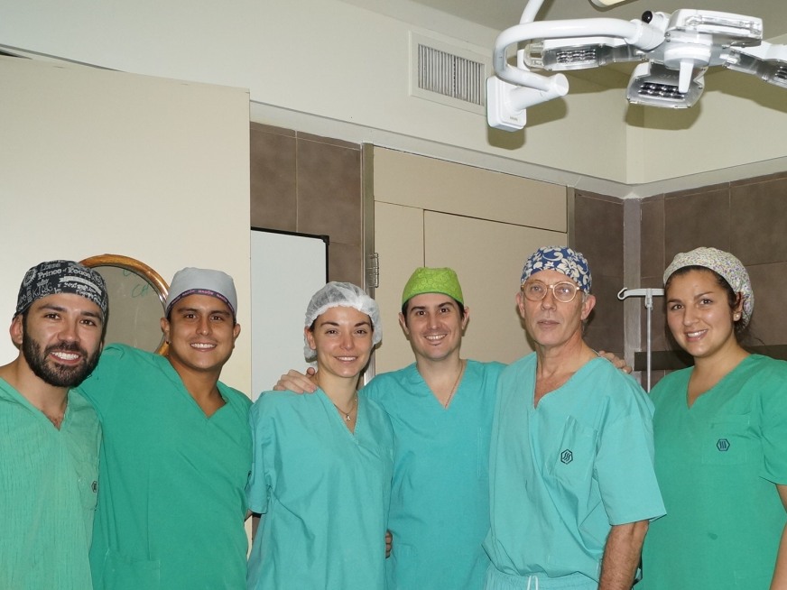 Residentes de Cirugía Plástica premiados: Toracoplástia y Reducción mamaria