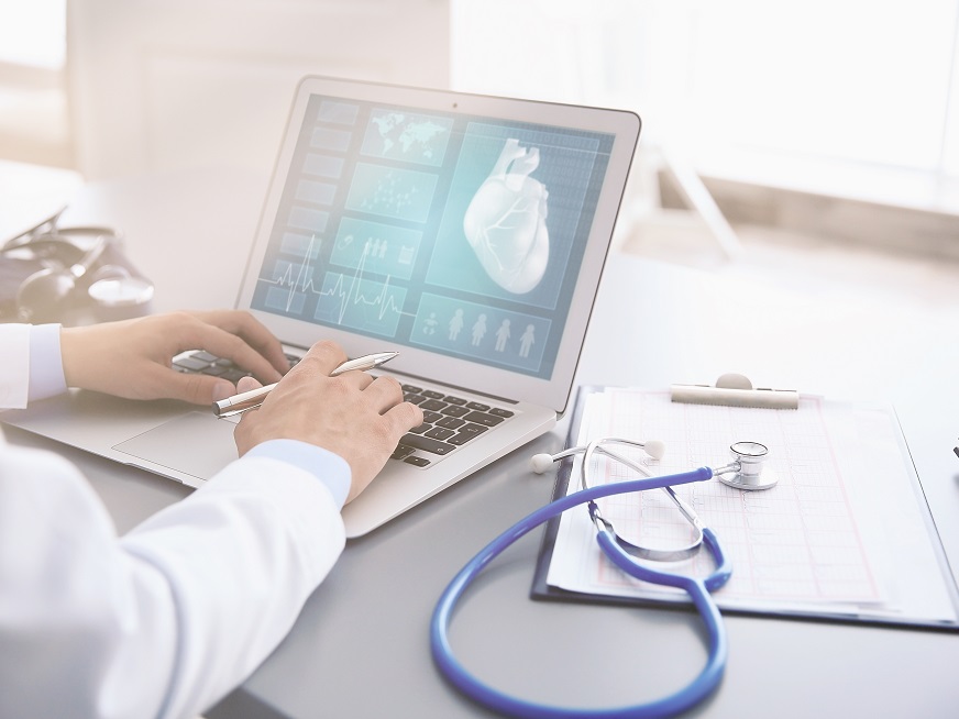 Valoración de la estenosis valvular aortica por ecocardiografía y resonancia cardíaca