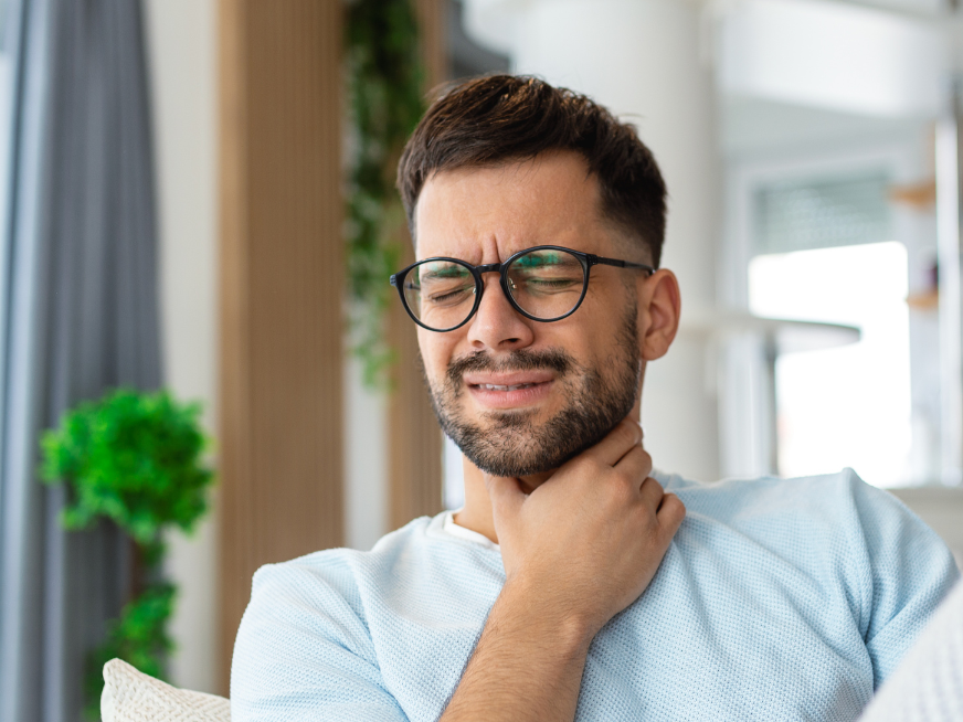 Laringitis por reflujo: qué es y cómo afecta a la garganta
